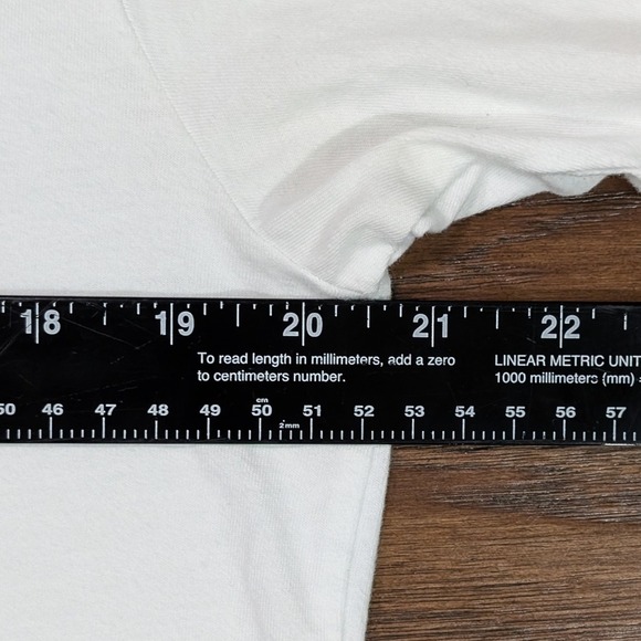 Hunter x Hunter Manga UT Uniqlo T-shirt Size Medium Jump 50th - Picture 5 of 8